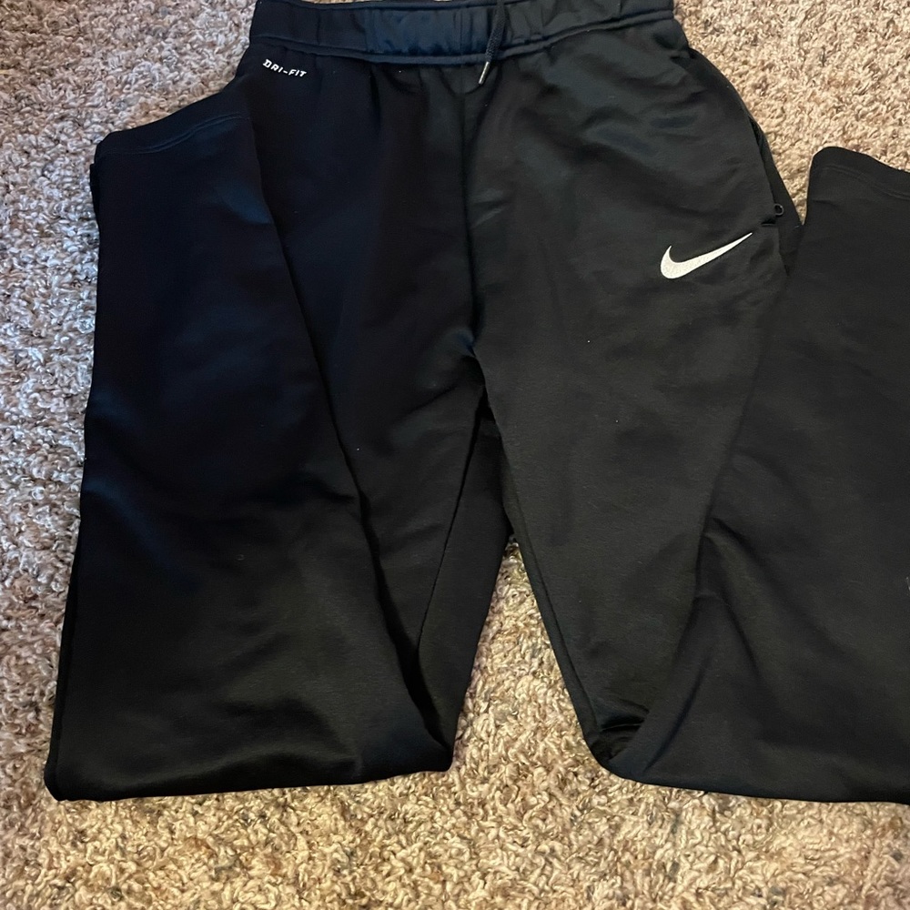 nike black dri-fit joggers